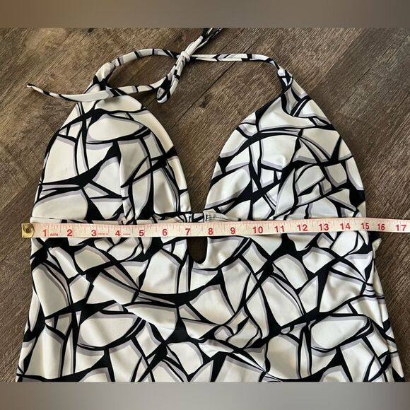 Robert Graham Break the Ice One Piece Swimsuit- Size 16 - Picture 7 of 9